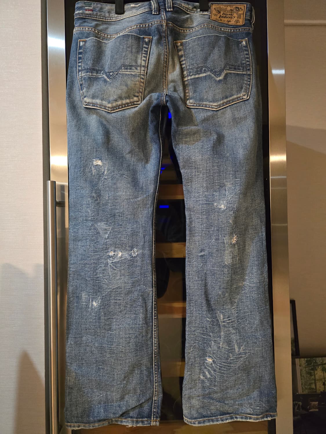 디젤 자티니 zatiny 32사이즈입니다. 상품이미지3