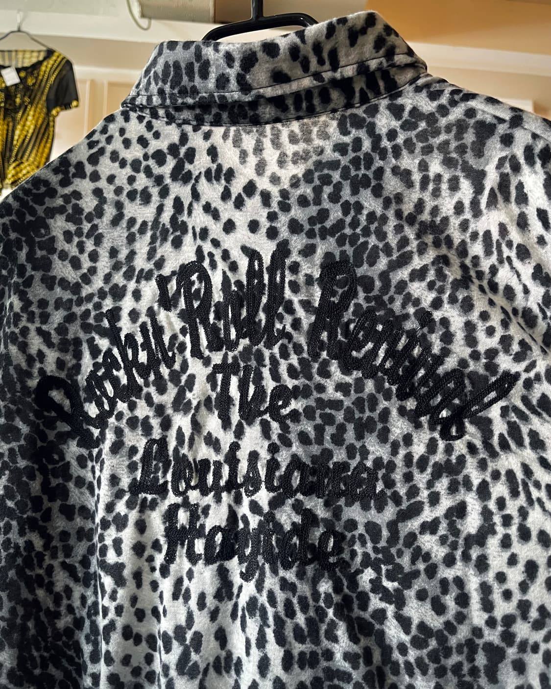 NO ID Stitch Lettering 1/2 Leopard Shirt 상품이미지7