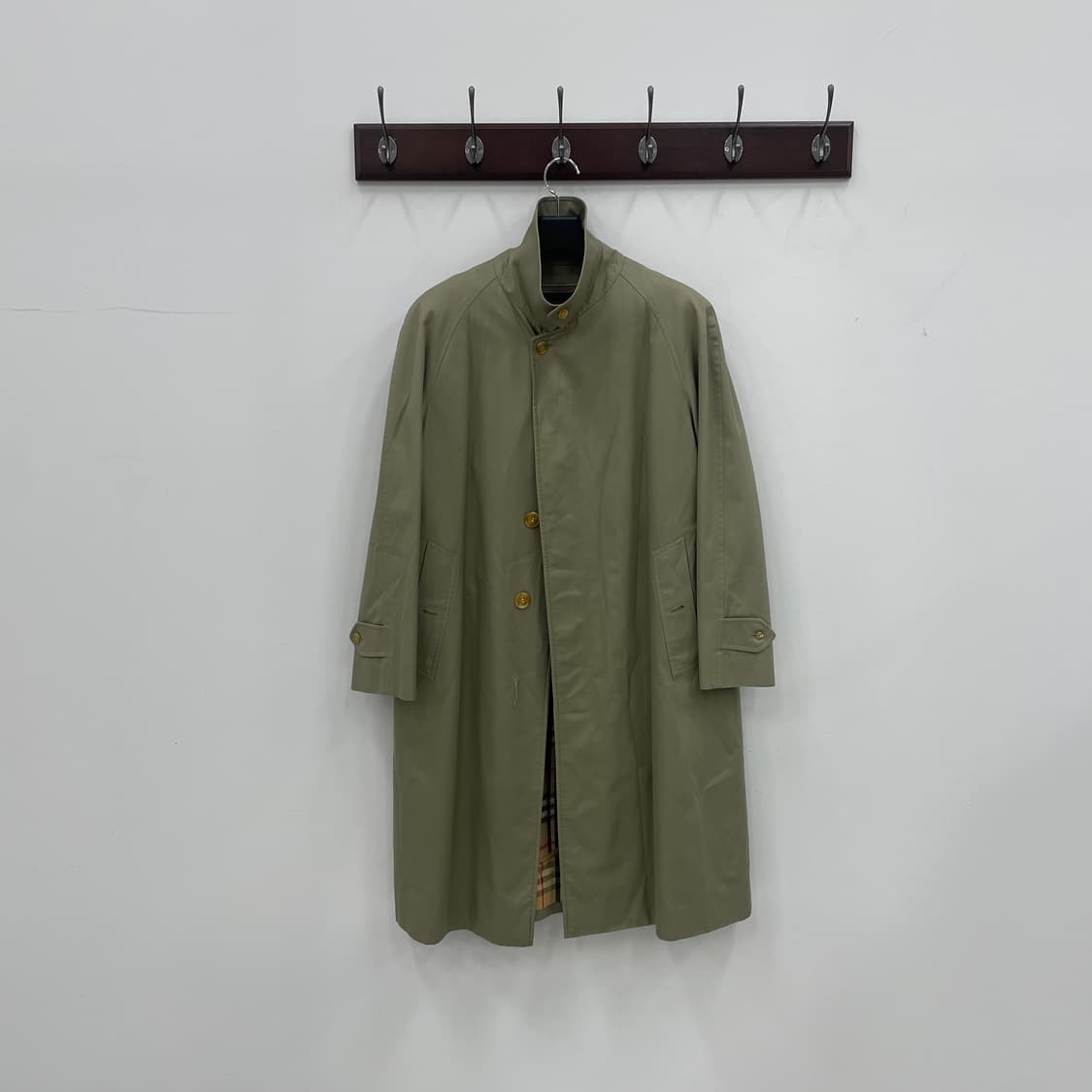 버버리 래글런 코트 상품이미지1