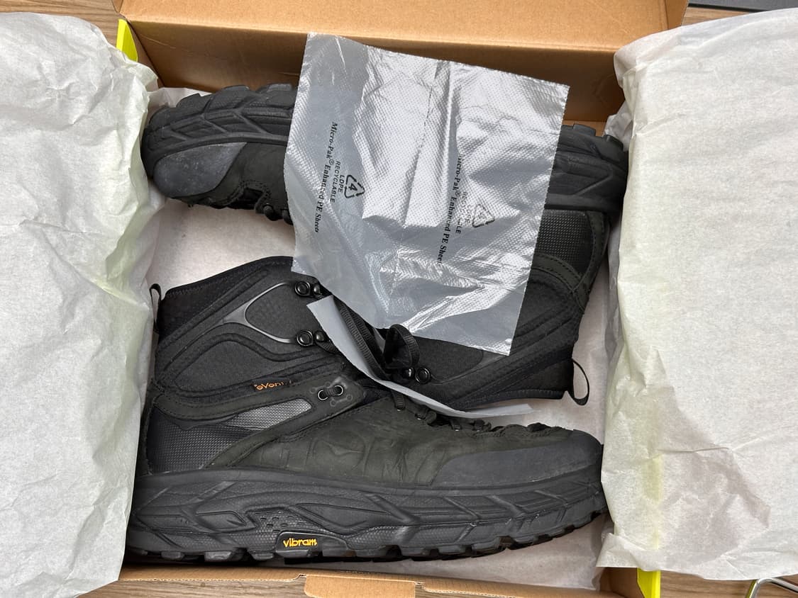 hoka 토르 울트라 하이 BLK 상품이미지4