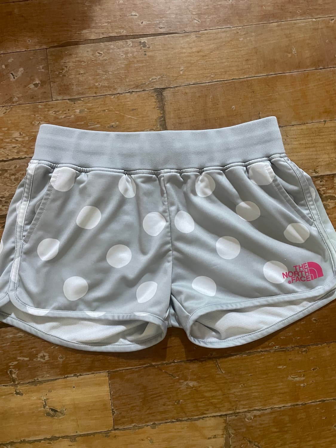노스페이스 여성 땡땡이 반바지 S 상품이미지1