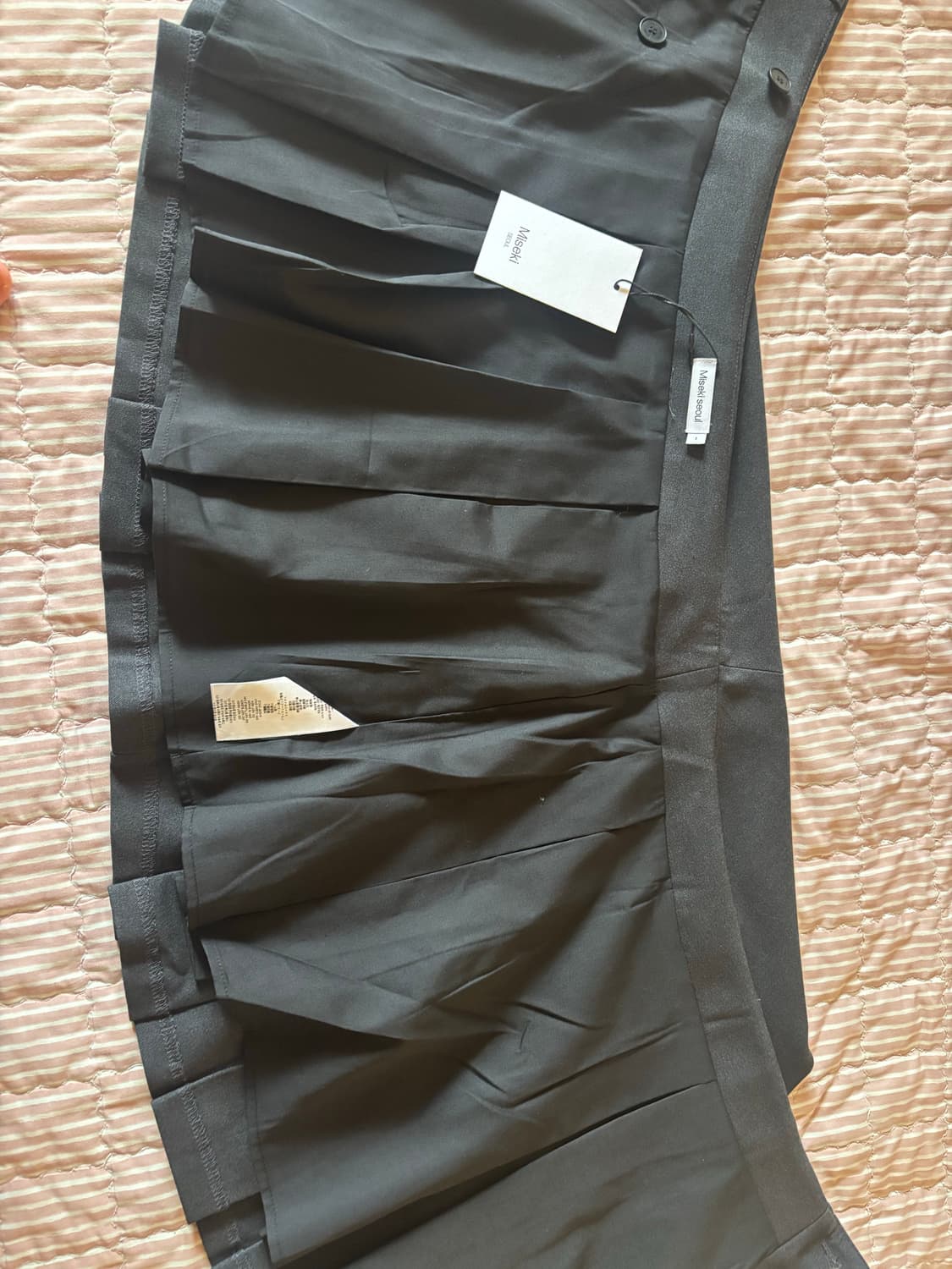 미세키서울25fw Pleats wrap mini skirt 차콜 상품이미지3