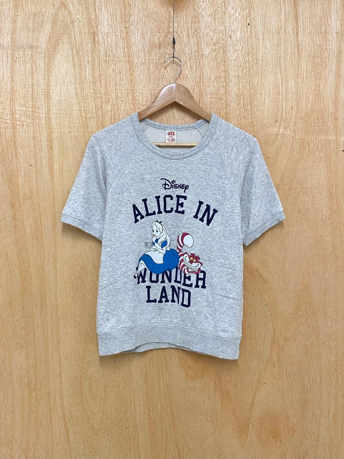 UNIQLO x DISNEY alice 1/2 sweat shirts  상품이미지3