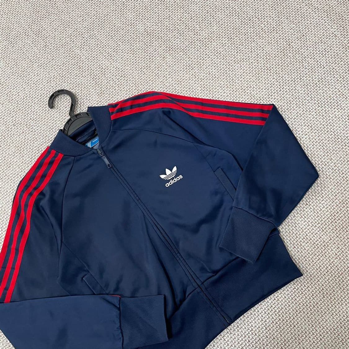 아디다스 여성 크롭 트랙탑 져지 5597 상품이미지2