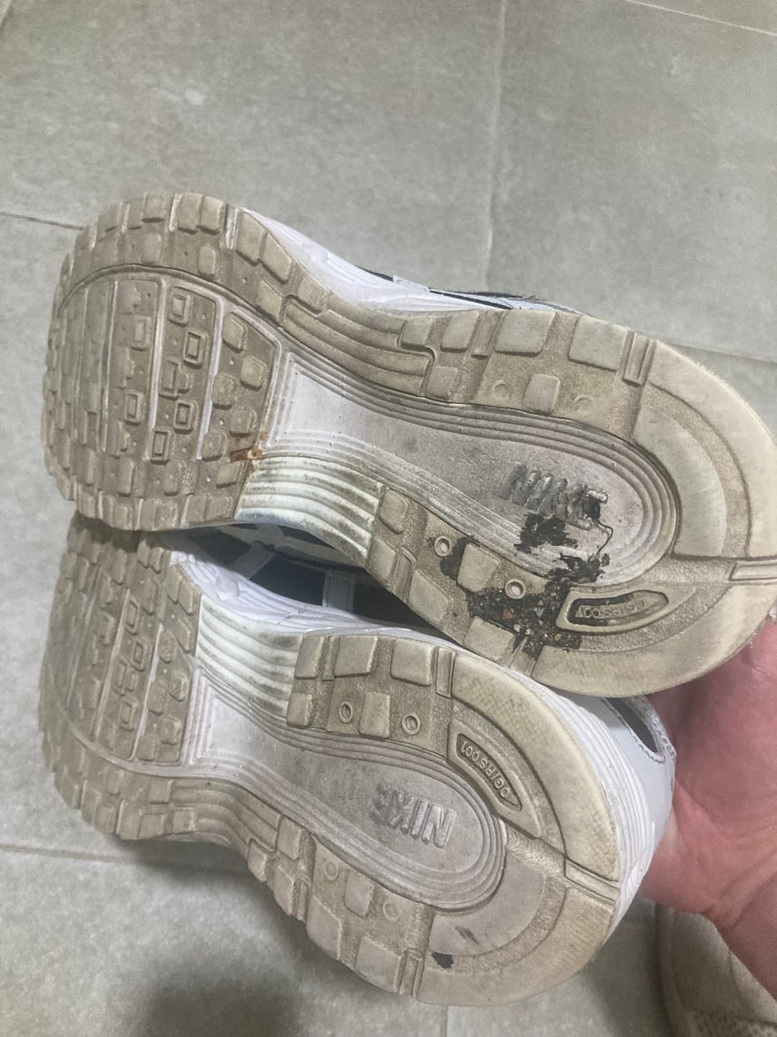 나이키 P6000 270사이즈 상품이미지4