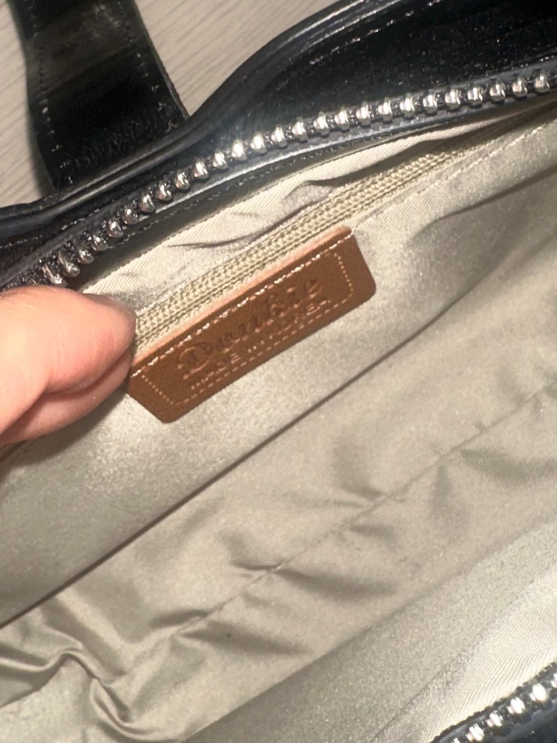 Donkie(돈키) 티아 블랙 숄더백 상품이미지7