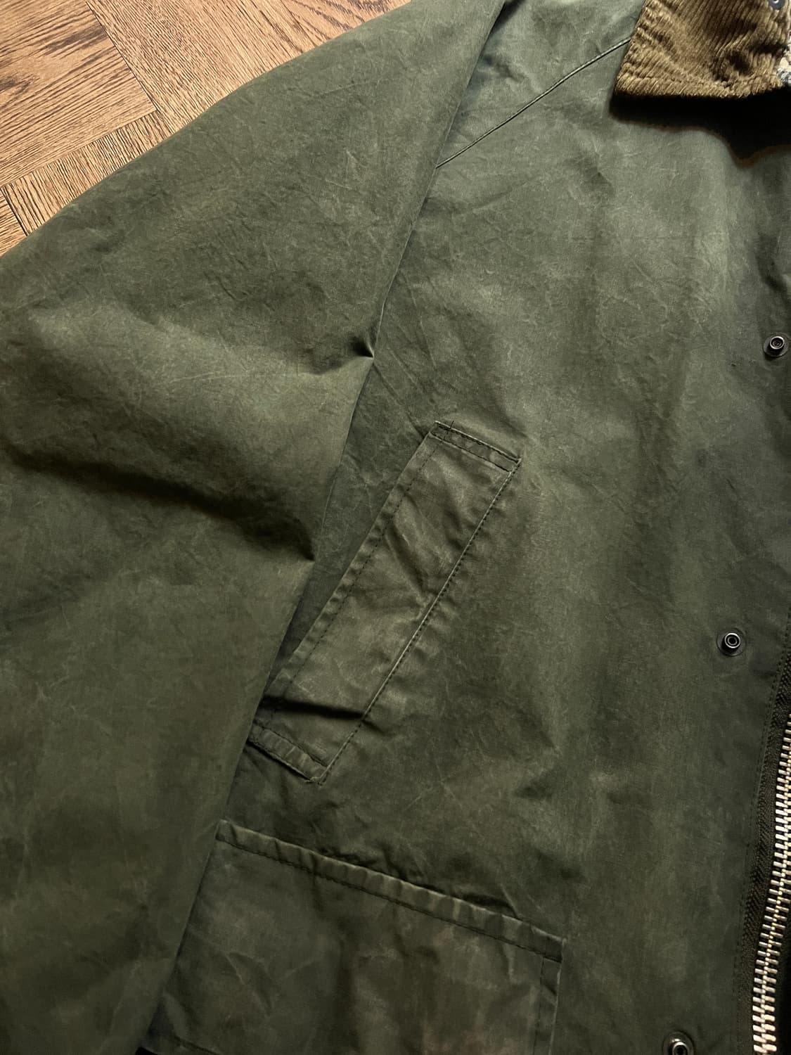 [L]90's USA 빈티지 올리브그린 왁스드 헌팅 자켓 상품이미지3