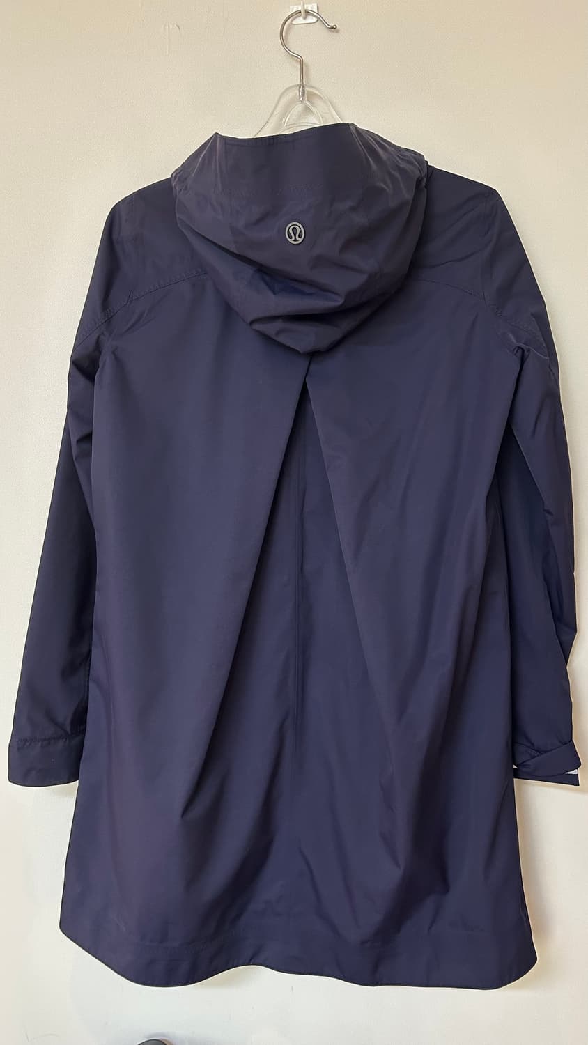 룰루레몬 바람막이 (우비로 사용가능) 상품이미지3