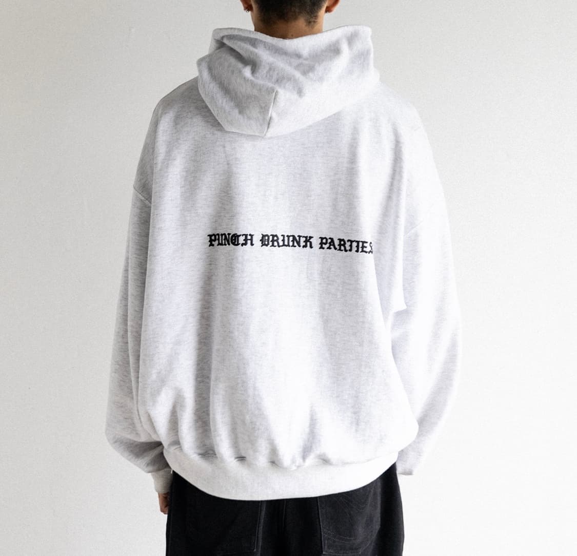 펀치드렁크파티즈 후드티 2사이즈 상품이미지3