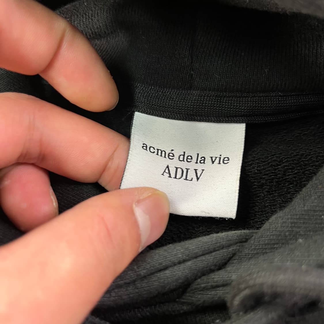 105 아크메드라비 자수로고 후드티 상품이미지4