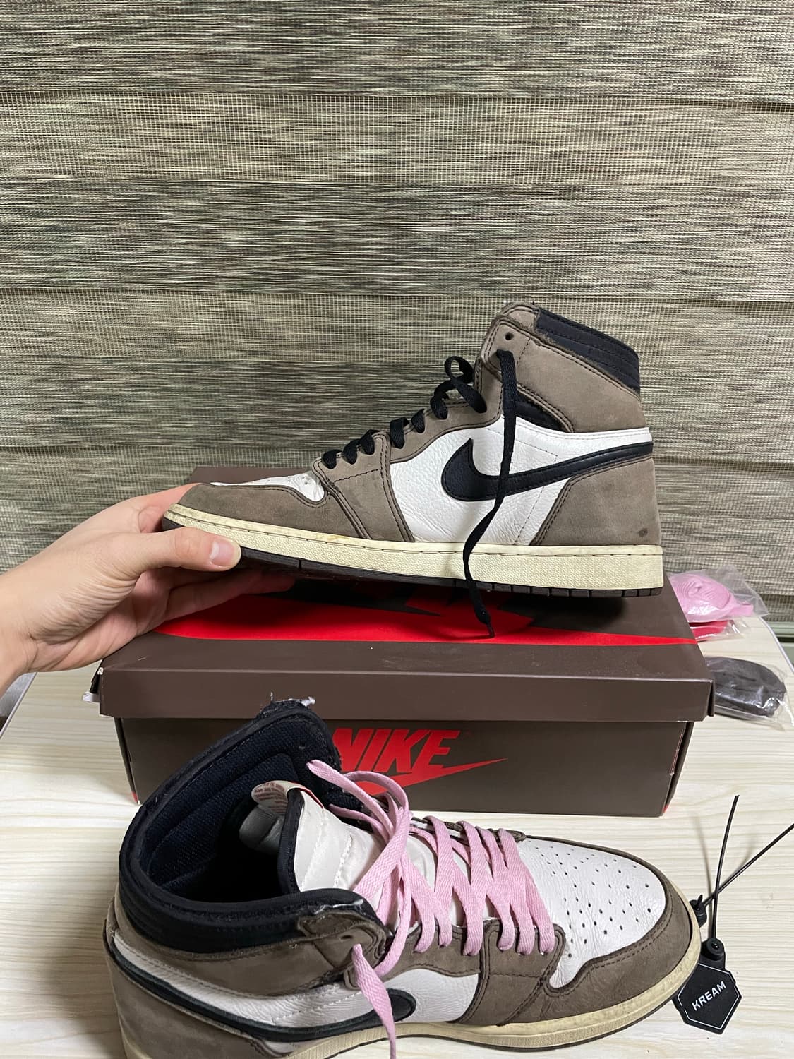 나이키 에어 조던1 트래비스 스캇 하이로우 OG 285 상품이미지5