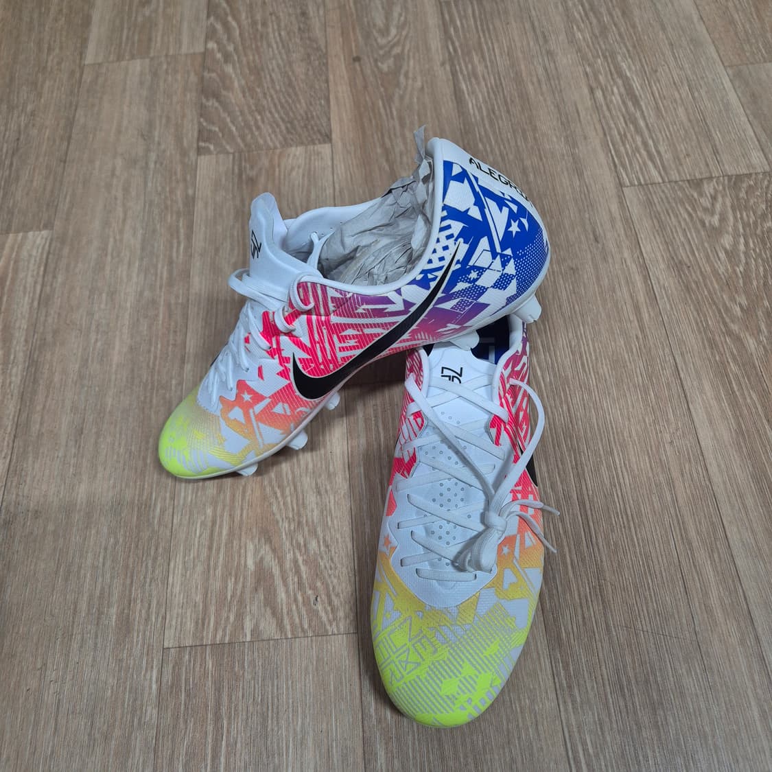 나이키 축구화 CD4645-104 260mm 상품이미지3