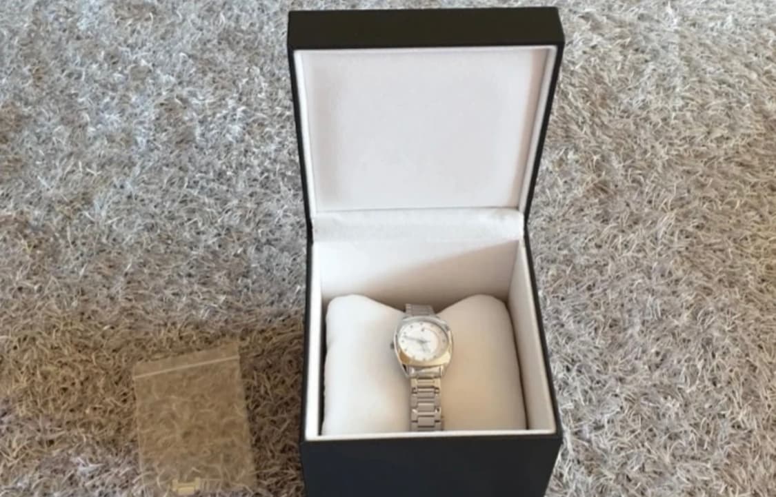 구찌 GG2570 29mm 스틸 화이트 다이아몬드 상품이미지2