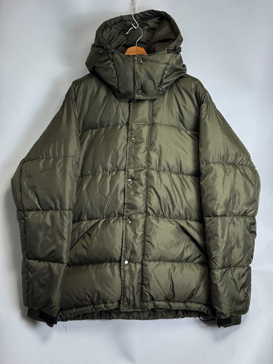 프릭스스토어 프릭스토어 빅실루엣 화이버 후드 패딩 L 상품이미지1