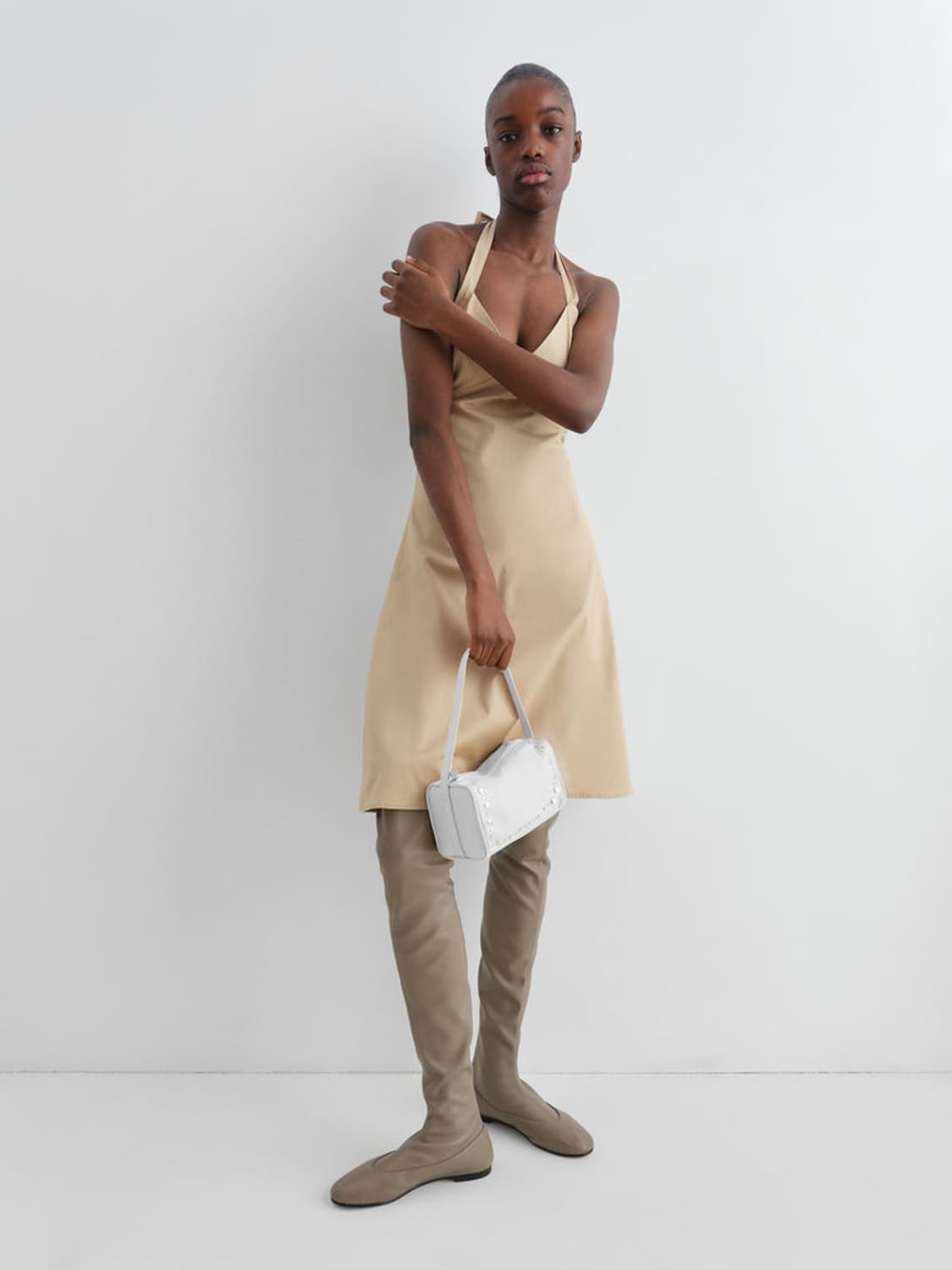 [XS,S,M]기마구아스 Jardin 홀터넥 드레스/베이지 상품이미지8