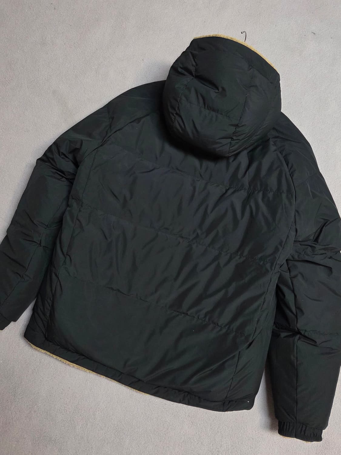 (100)
블랙야크 리버시블 플리스 양면 덕다운 패딩
 상품이미지8