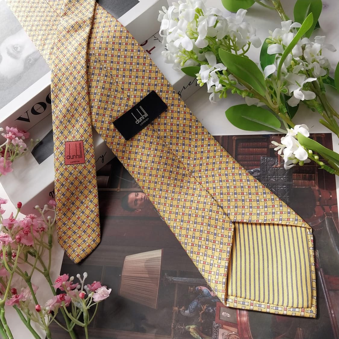 던힐 실크 옐로우 페인트 모티브 넥타이 9cm A등급 K2103
 상품이미지4