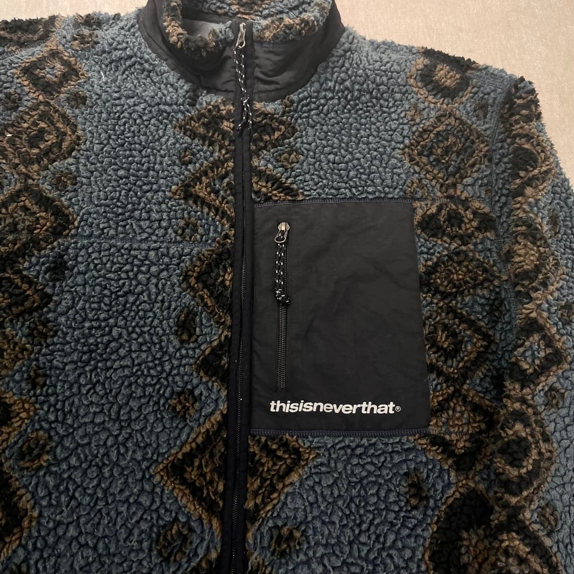 105 디스이즈네버댓 양털 플리스 자켓 상품이미지2