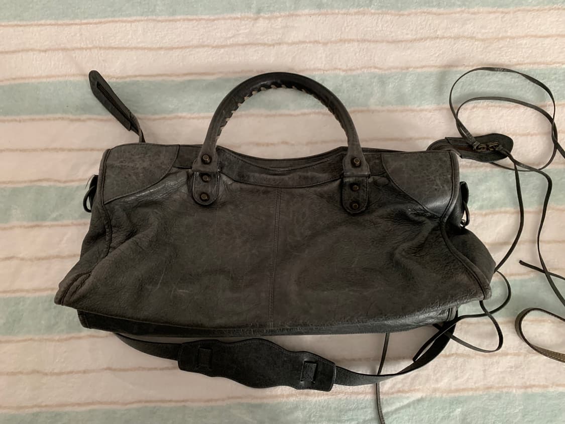 발렌시아가 시티백 라지 다크 그레이 상품이미지4