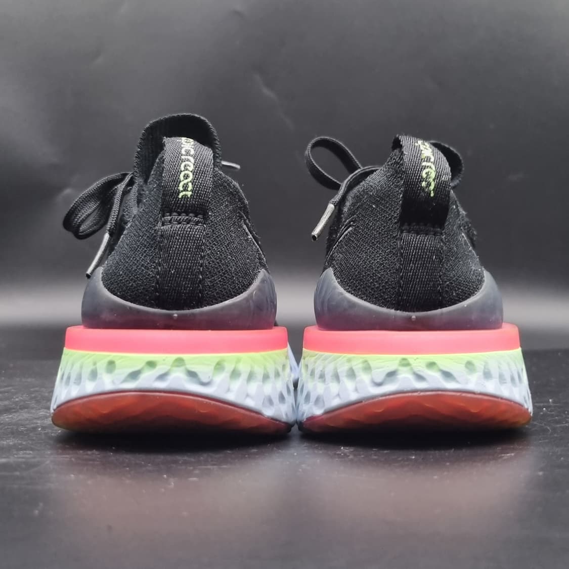 나이키 리액트 플라이니트2 여성운동화235  상품이미지4