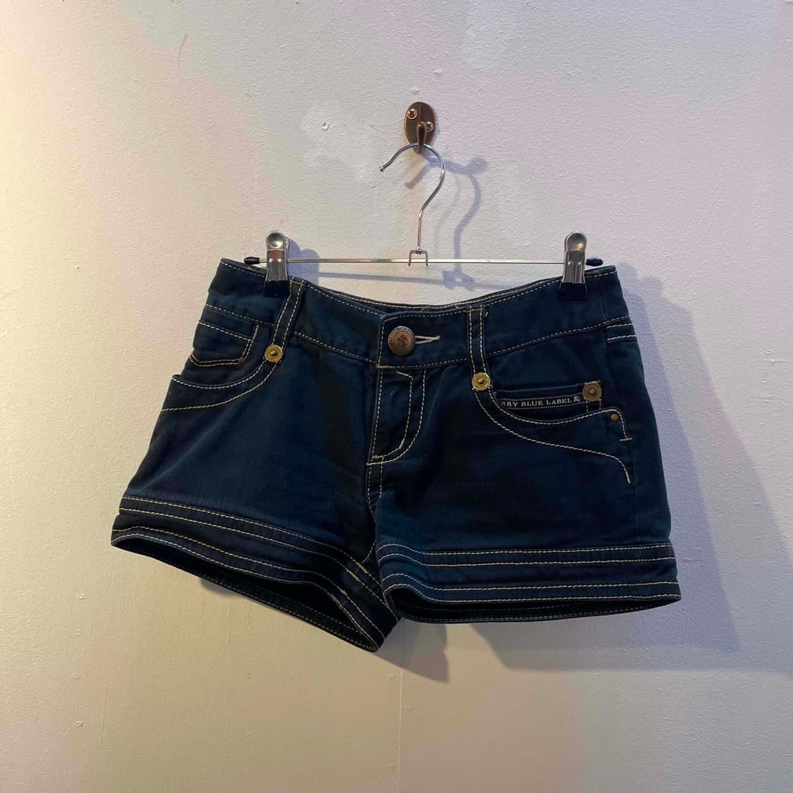 [25] 버버리 블루라벨 Y2K 일본판 펑크 갸루 데님 숏팬츠 상품이미지1