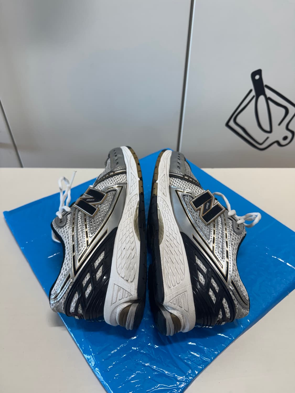 뉴발란스 1906 화이트골드 상품이미지4