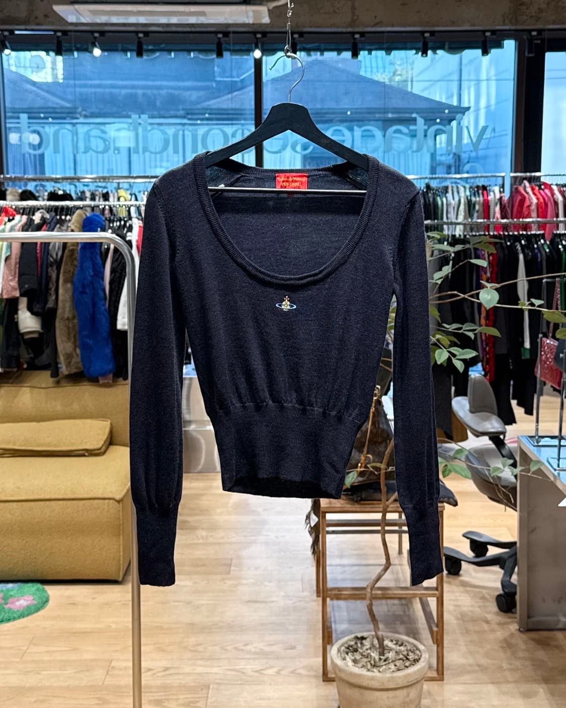 비비안 웨스트우드 레드라벨 네이비 orb자수 오브 니트  상품이미지1