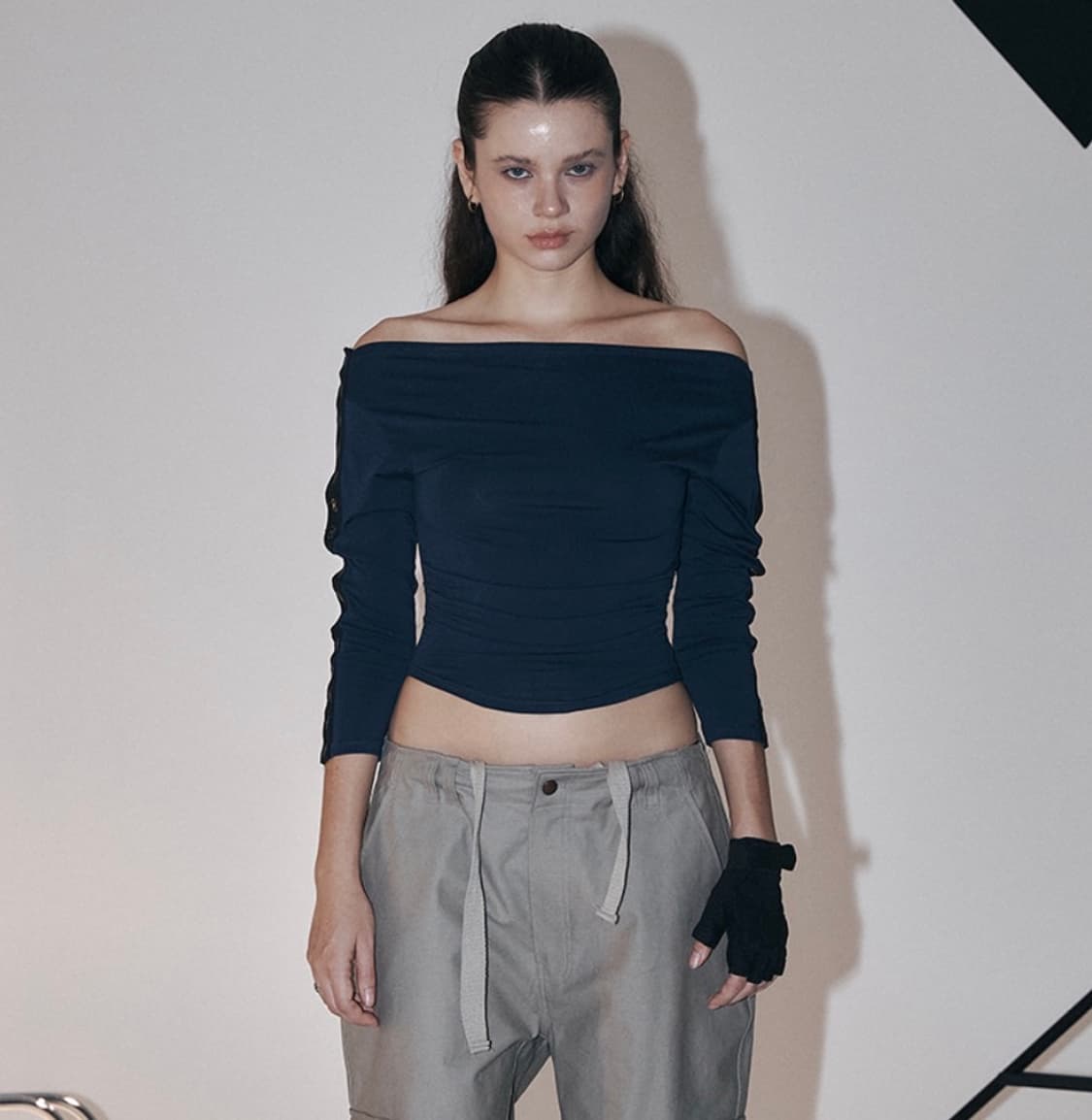 렉시 후크 셔링탑 Lexi Hooked Shirring top 상품이미지3