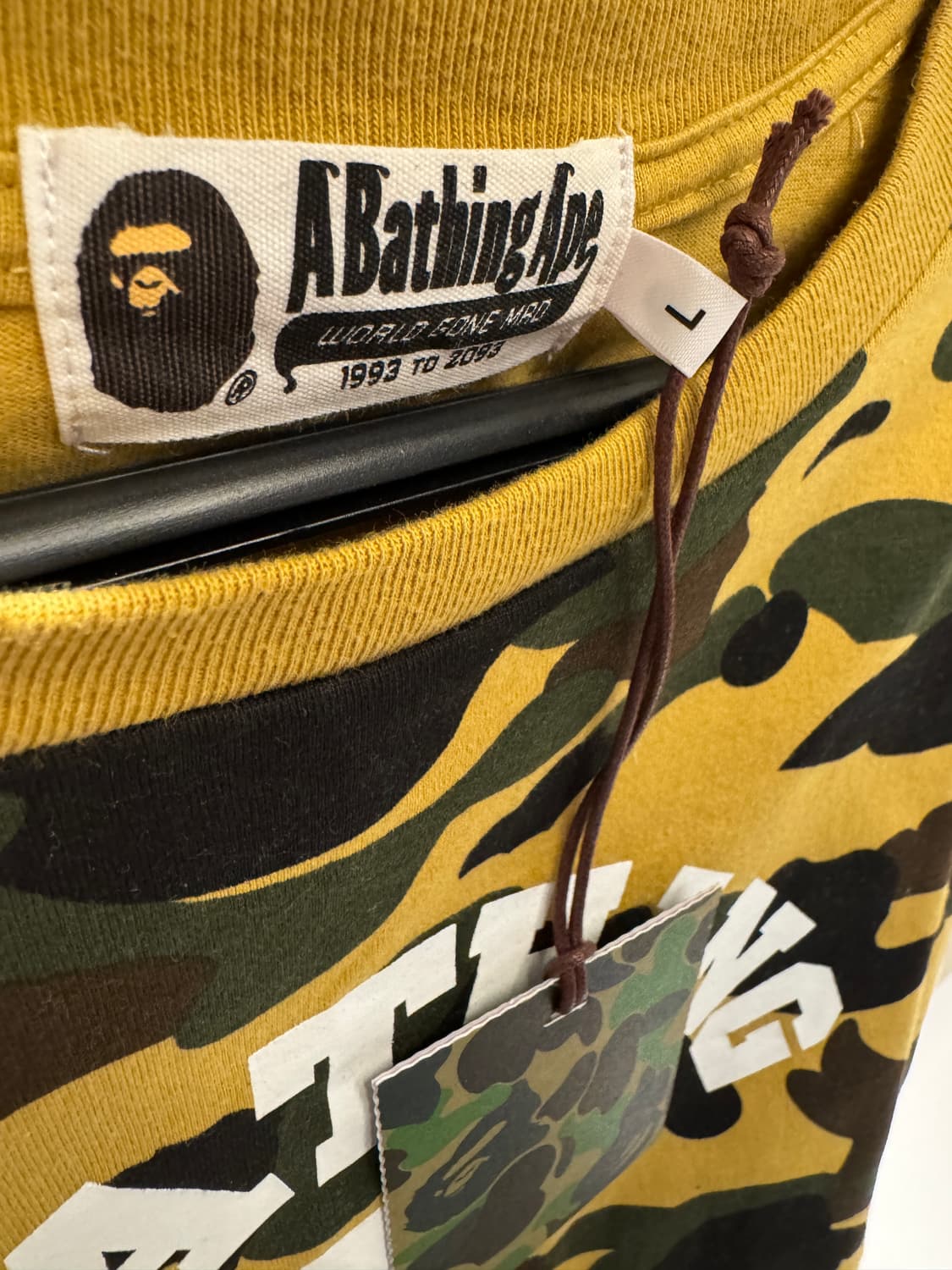 베이프 카모 스웨트셔츠 옐로우 상품이미지4