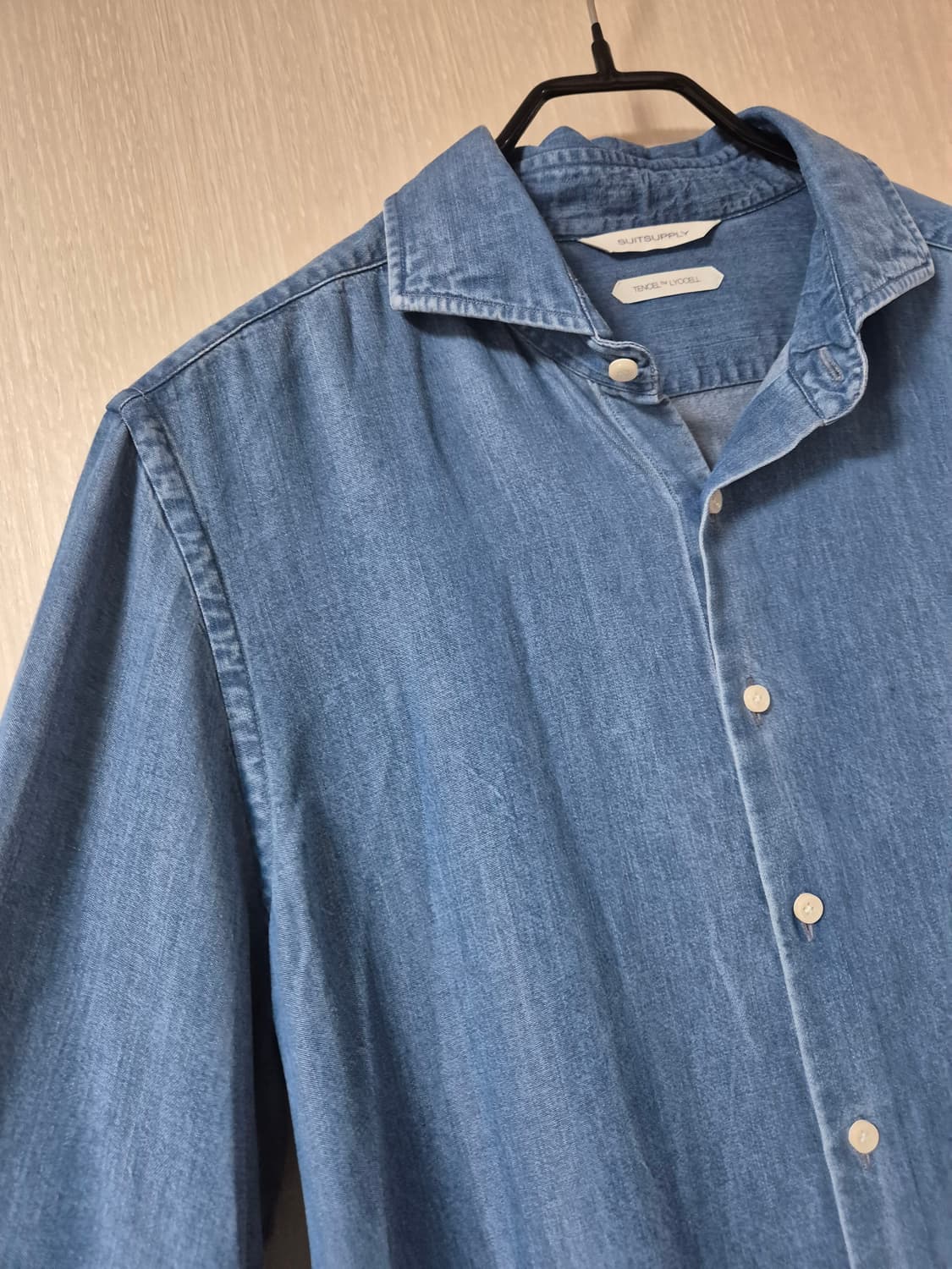 (23년) 수트서플라이 SUITSUPPLY 리오셀 데님 셔츠  남성 39 상품이미지3
