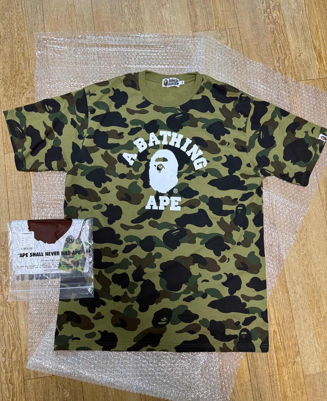 베이프 컬리지 1st 카모 그린 반팔티셔츠 2XL 상품이미지2