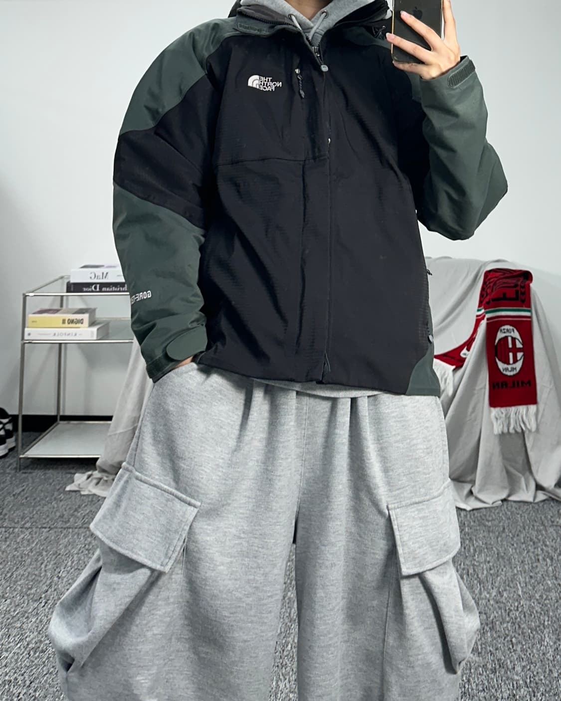 노스페이스 고어텍스 딥카키 바람막이 S 상품이미지3