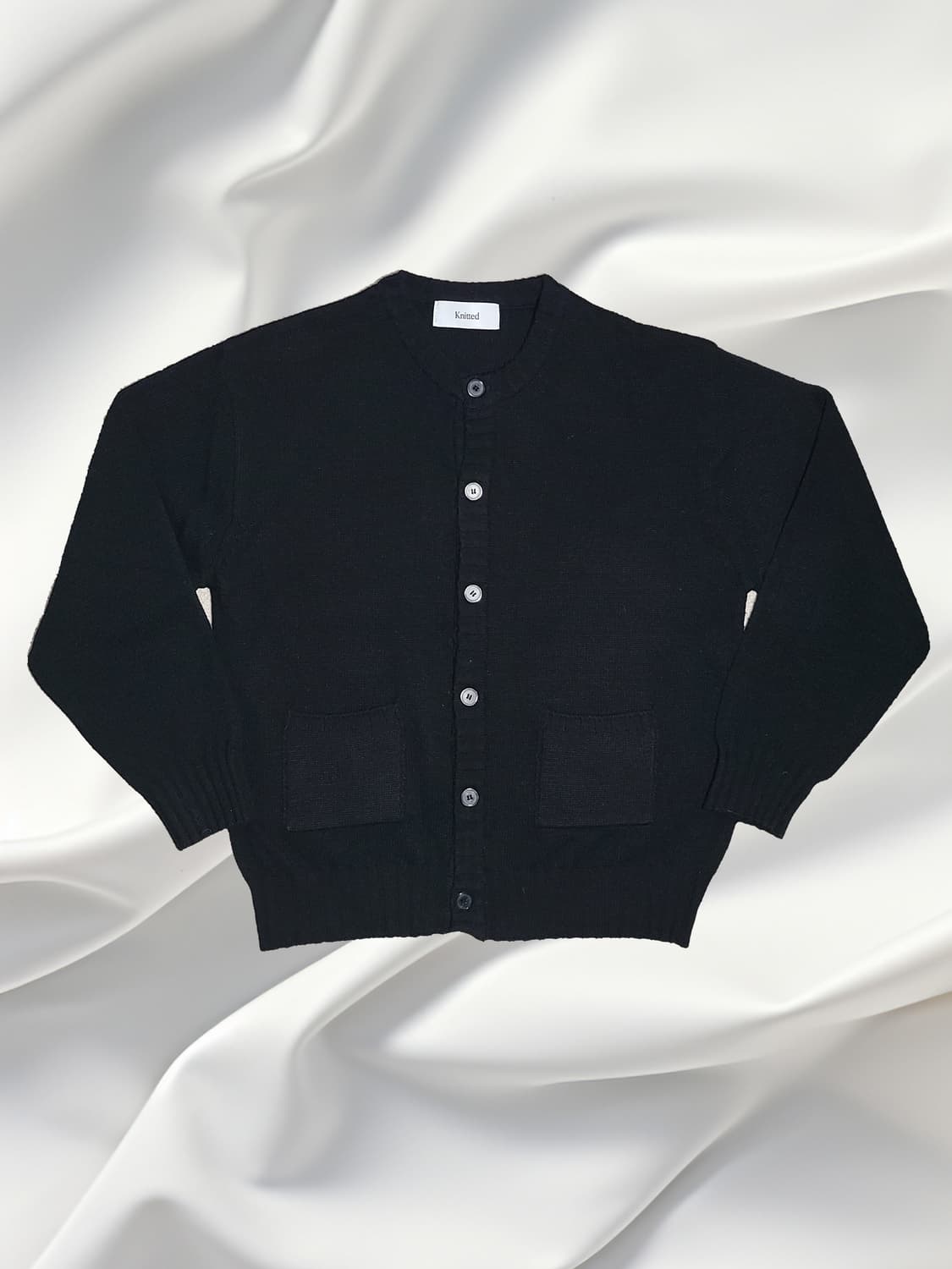 Knitted 니티드 캐시미어 블렌드 포켓 버튼 가디건 (블랙) 상품이미지1