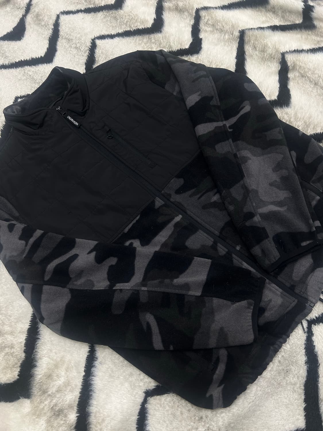 [L]켈빈클라인 카모 플리스 자켓 상품이미지2