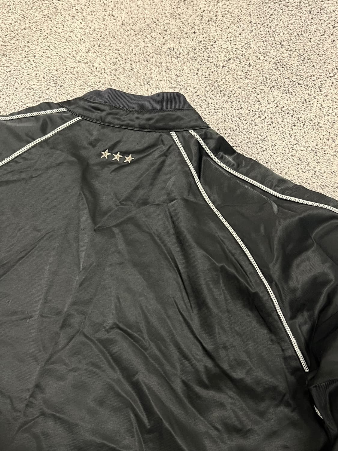 (110) 나이키 04s 올드스쿨 뱃지 로고 나일론 레이싱 자켓 상품이미지3