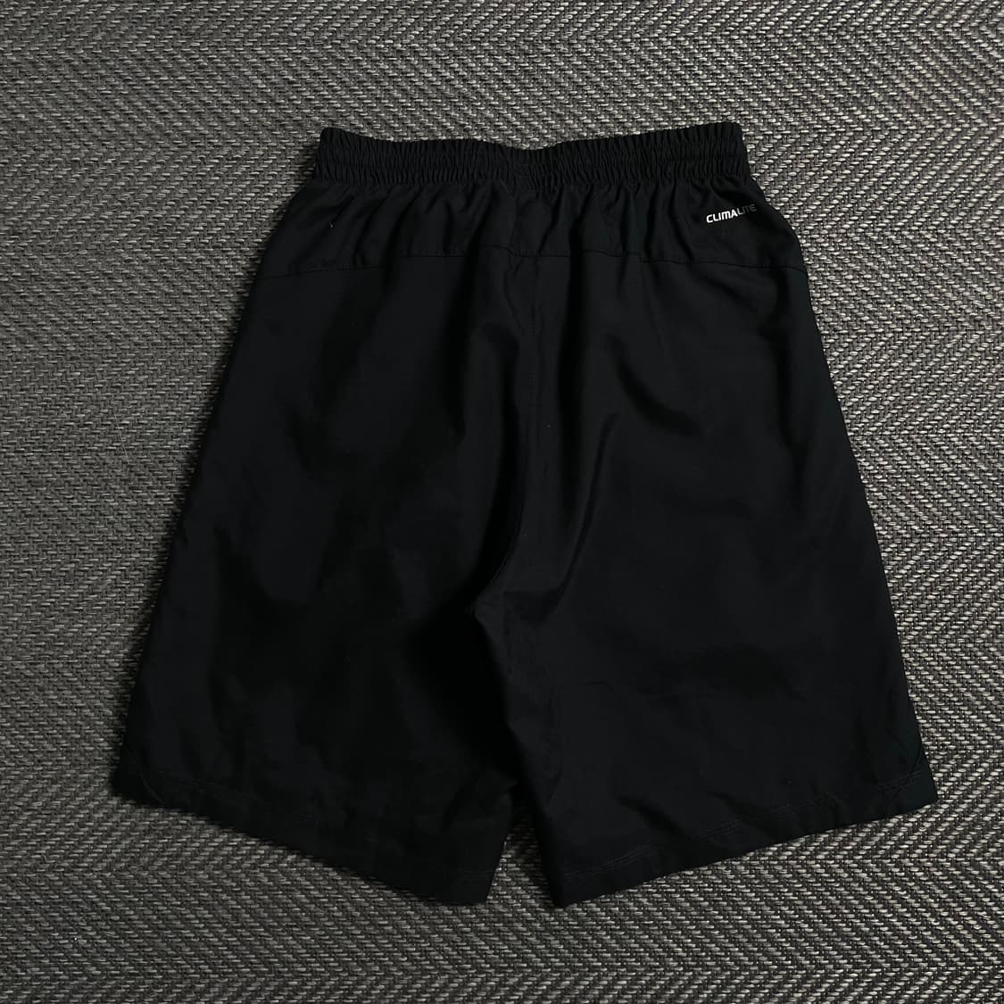 아디다스 에센셜 이너메쉬 우븐 쇼츠 블랙 y 4724 상품이미지5