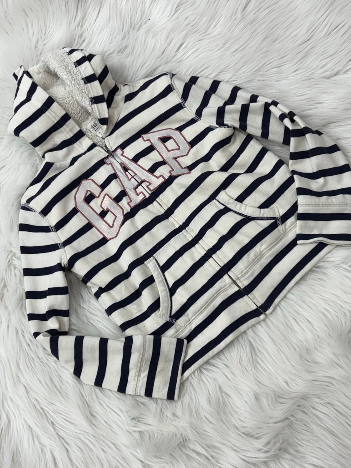 Gap Dangora Cropped Hooded Zip-Up 상품이미지3