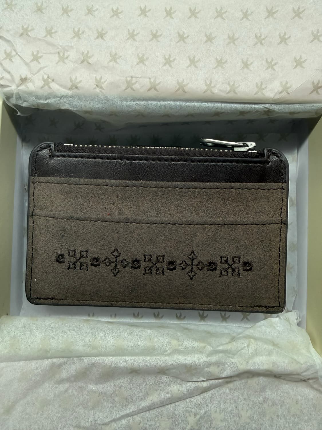 더콜디스트모먼트 스웨이드 버클 카드지갑 브라운 상품이미지2