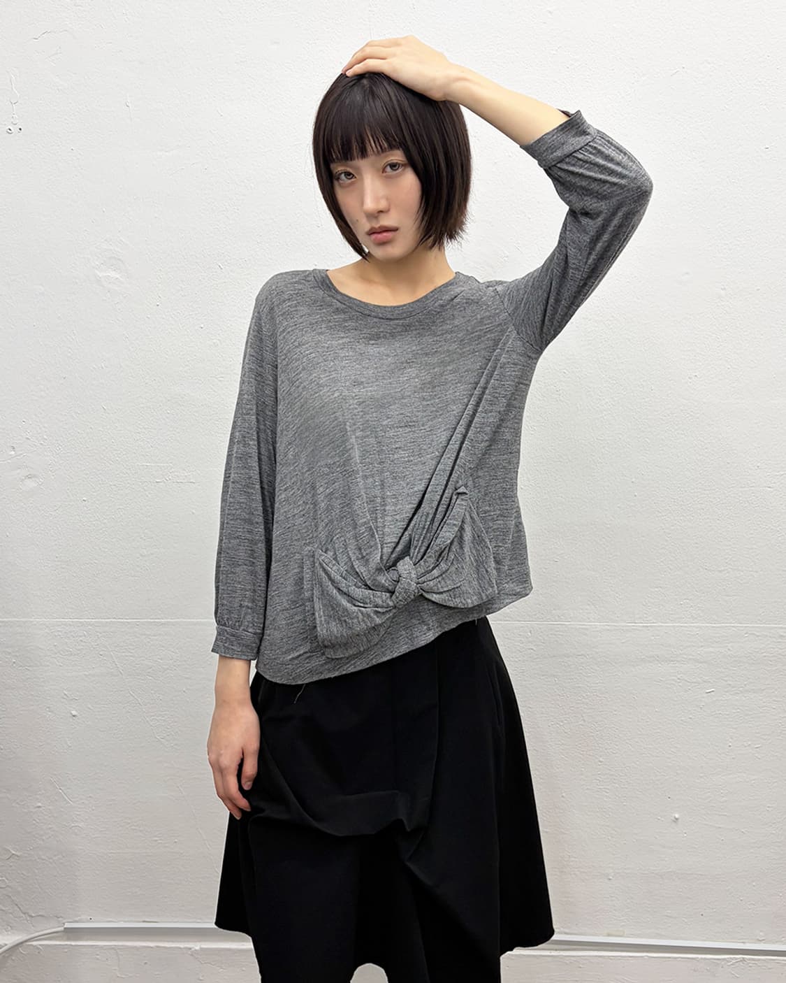 끌로에 보우 디테일 롱슬리브 상품이미지1