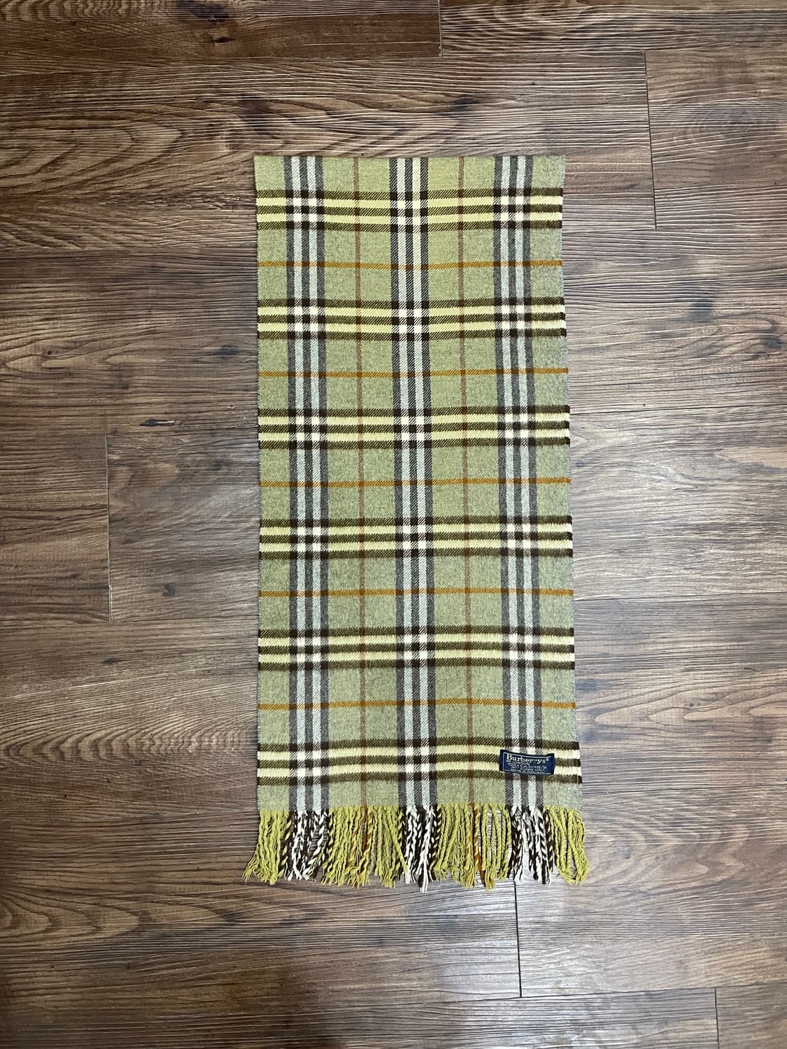 버버리 100% 캐시미어 노바체크 머플러 상품이미지3