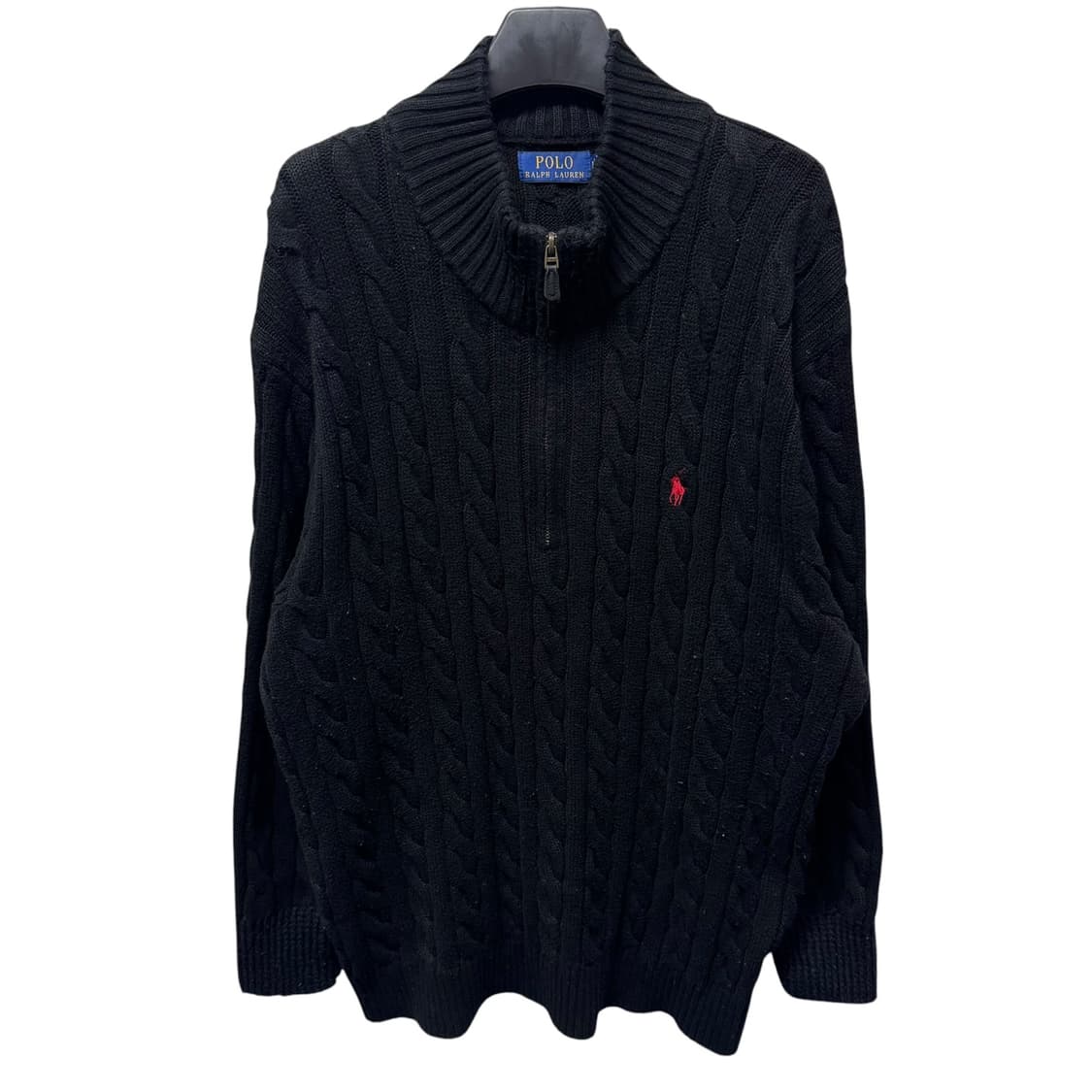 신형 폴로 QR라벨 블랙 꽈배기 반집업니트 상품이미지2