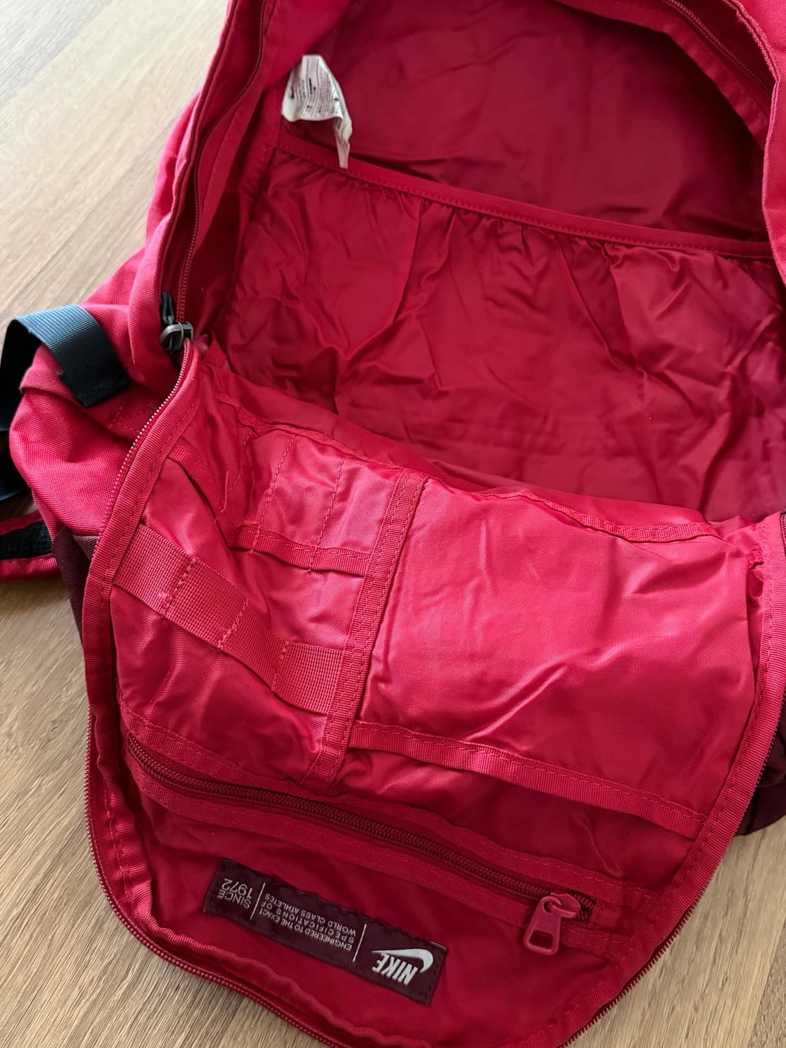 나이키 빈티지 레드 백팩 상품이미지4