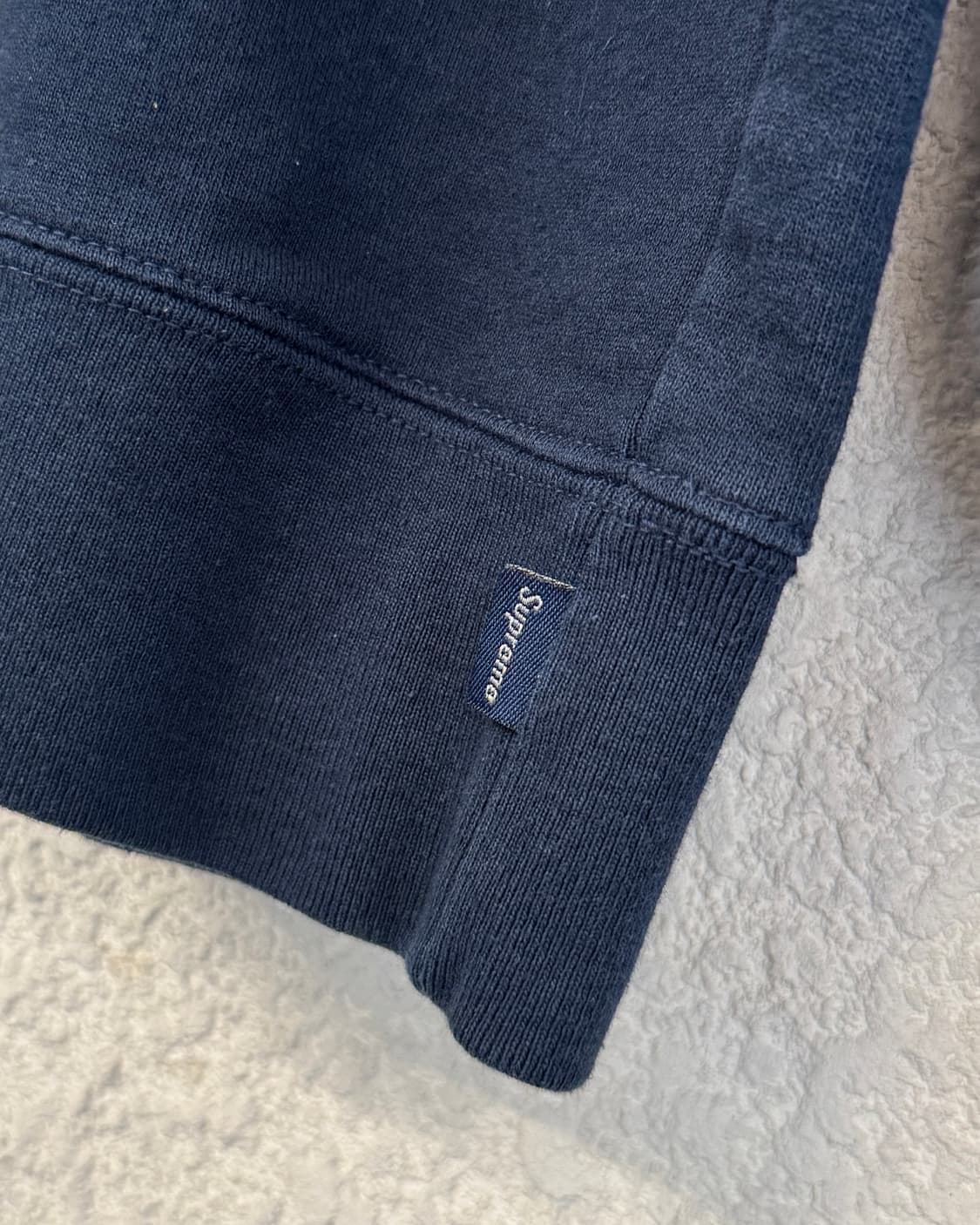 슈프림 언더라인 크루넥 20ss 상품이미지5