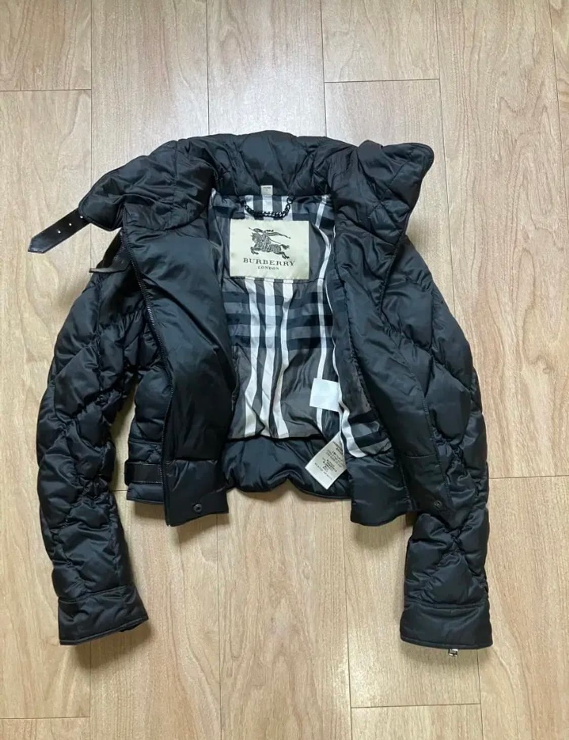 버버리프로섬  숏패딩점퍼(새상품) 상품이미지2