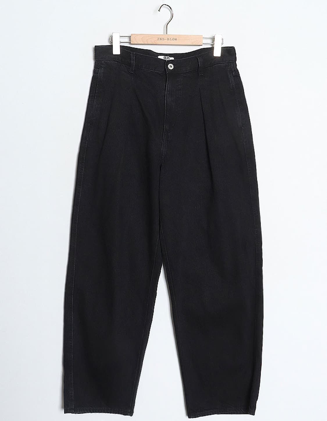 UNIQLO U Tuck Black Denim Pant (31) 상품이미지1