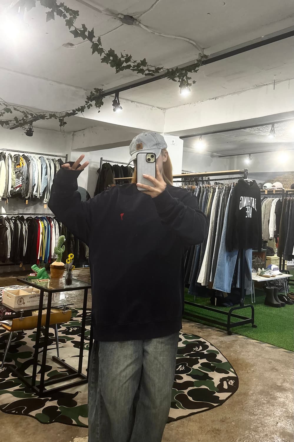 AMI 헤비 웨이트 맨투맨 네이비 상품이미지9