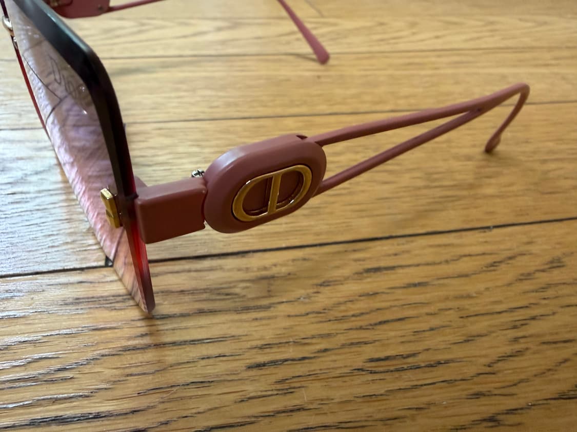 Dior 디올 핑크-퍼플 그라데이션 선글라스 (거의 새상품) 상품이미지3