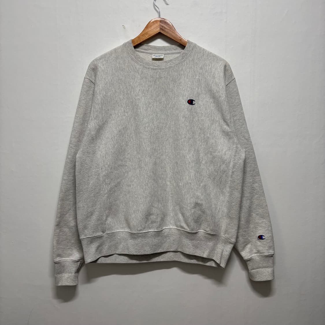 챔피온 리버스위브 그레이 맨투맨 상품이미지1