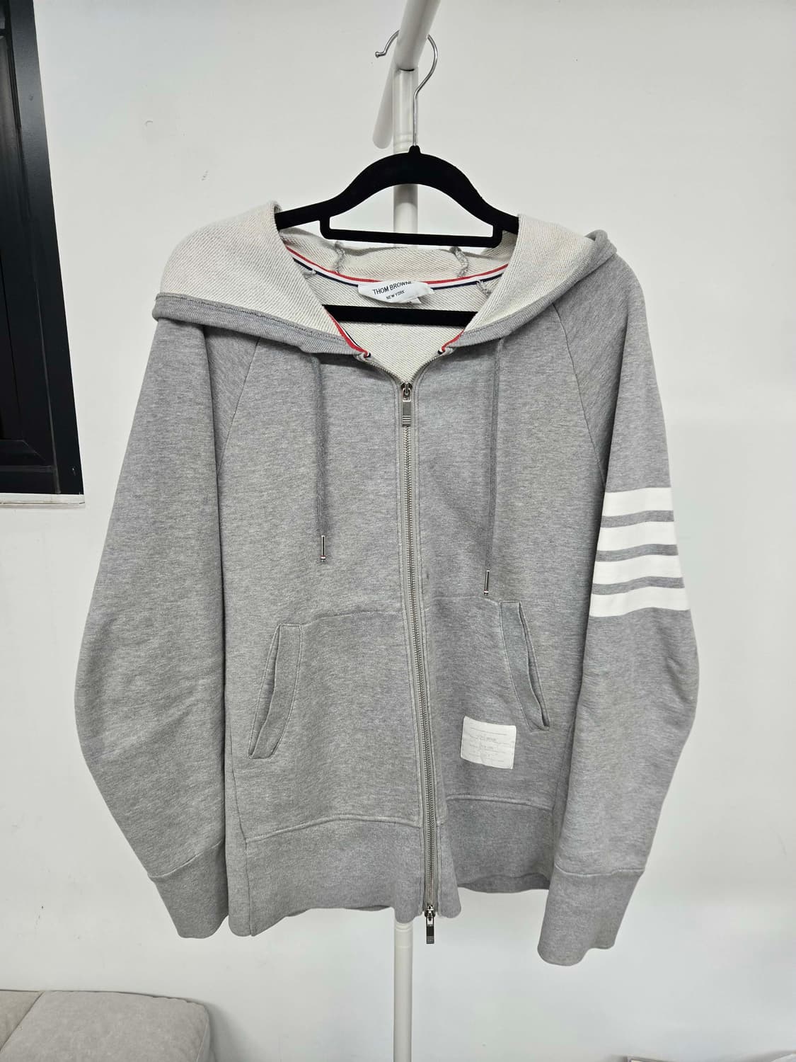 [보증서 정품] 톰브라운 후드집업 4사이즈 상품이미지3
