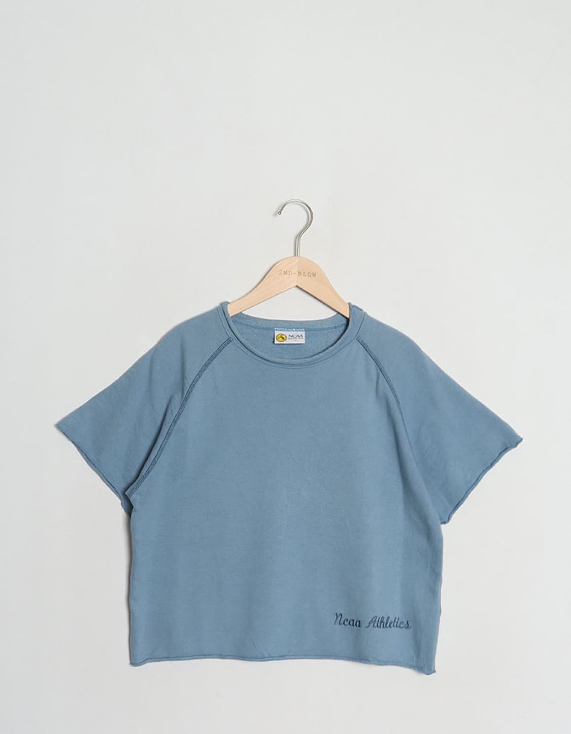 NCAA by DESCENTE Croped T-Shirts 상품이미지1